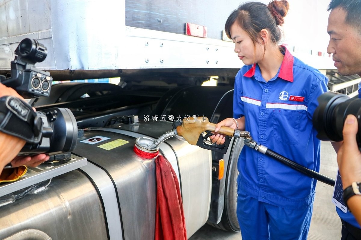 司機(jī):我們都跳著換&nbsp;為啥重卡還12擋起？