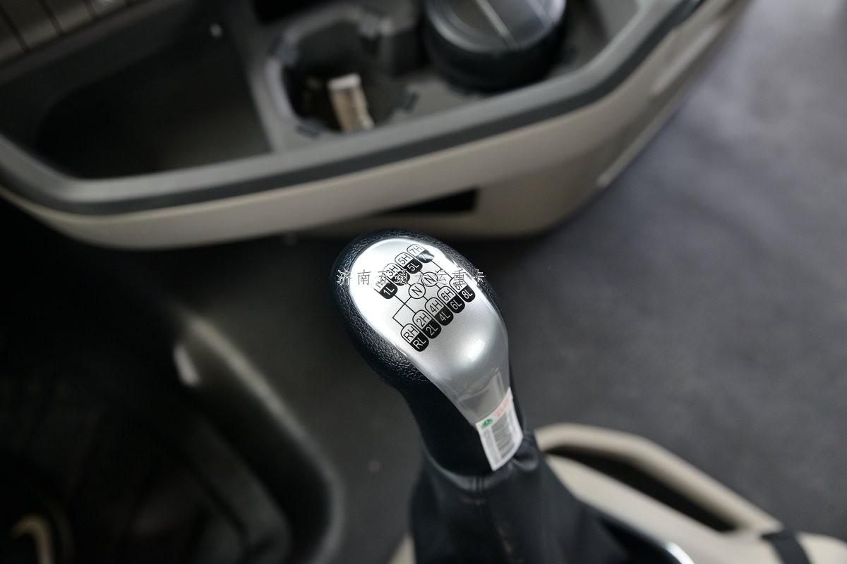 司機(jī):我們都跳著換&nbsp;為啥重卡還12擋起？